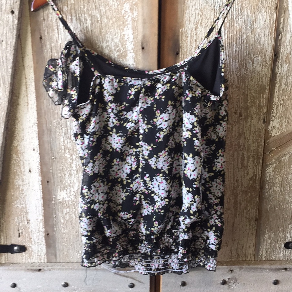 🌼Flower Tank🌸 - Picture 3 of 4